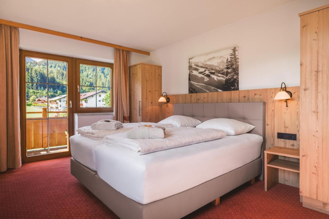 Loipenstubn Hotell Brixen im Thale Eksteriør bilde