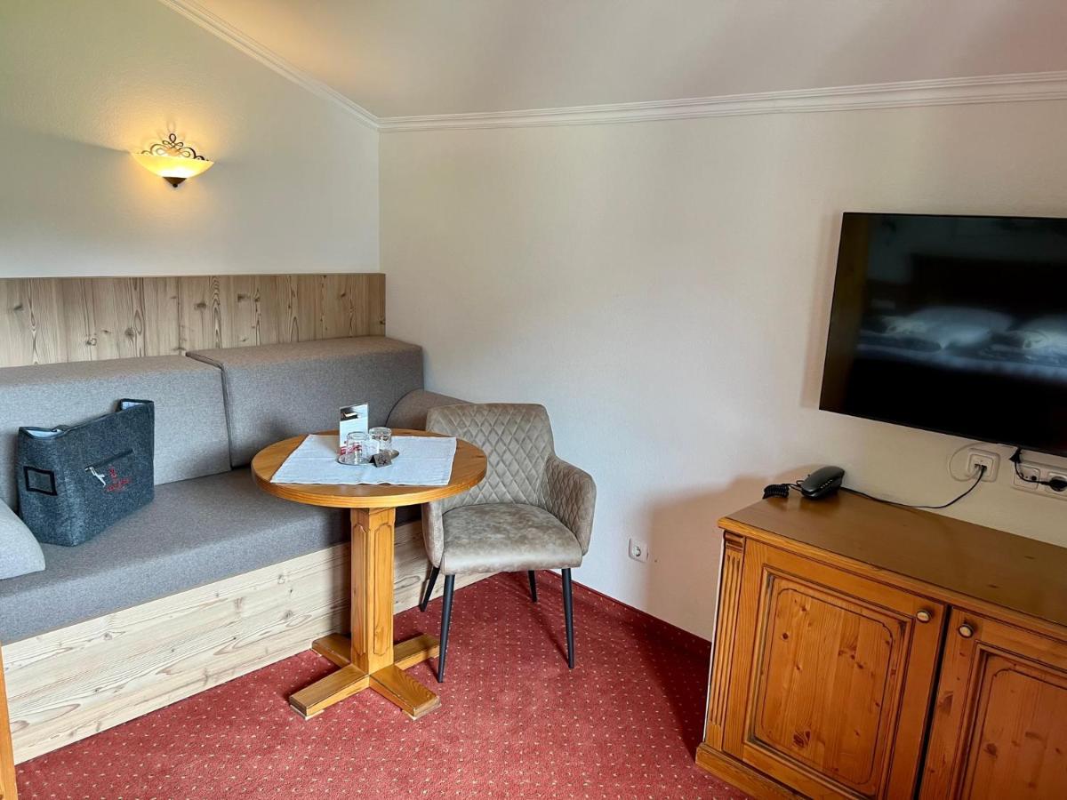 Loipenstubn Hotell Brixen im Thale Eksteriør bilde
